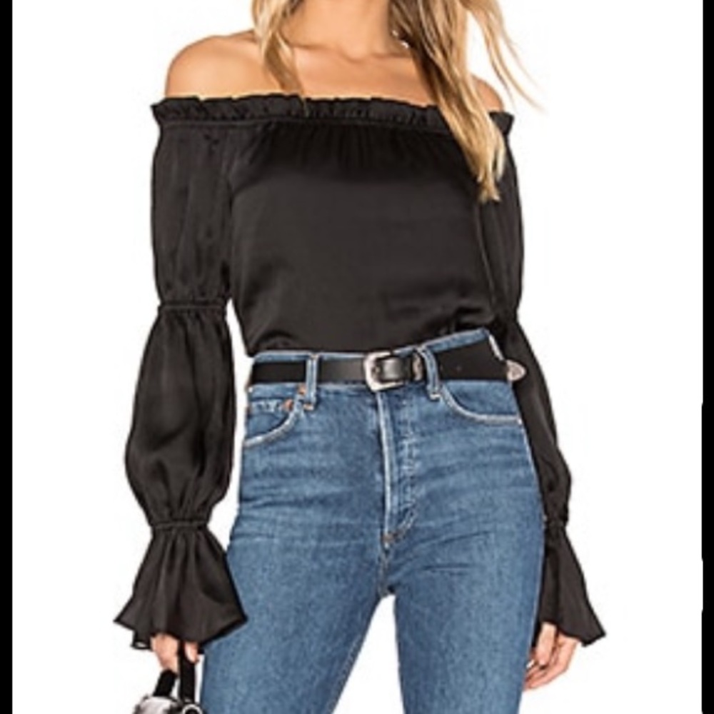 Superdown Tina Off the Shoulder Black Top